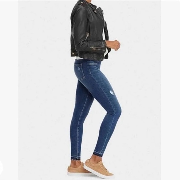 Spanx Distressed Denim High Rise Leggings 
Size: XS - Picture 2 of 9